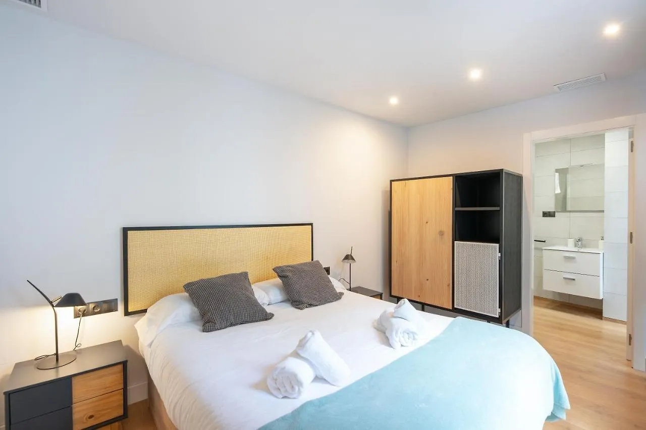 New Apartment -Shared Pool & Solarium- 1B Malaga
